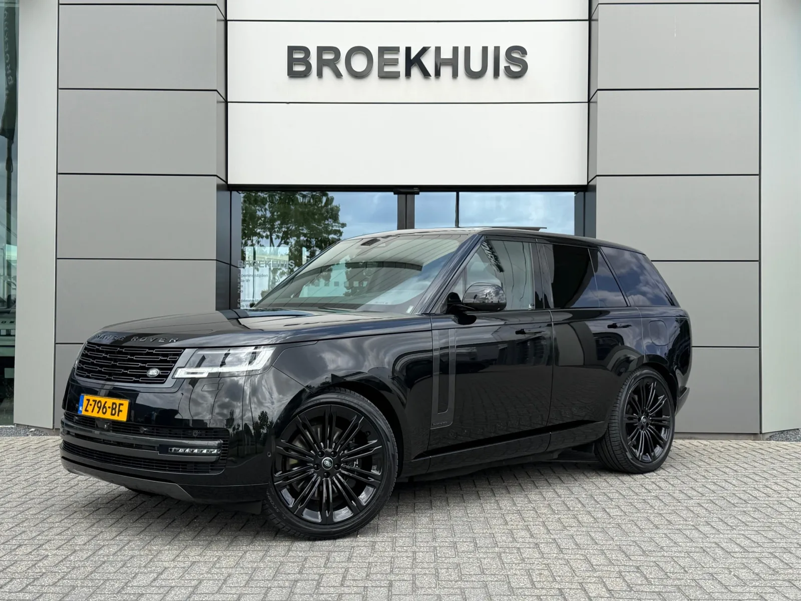 Land Rover Range Rover (2024) — foto 1