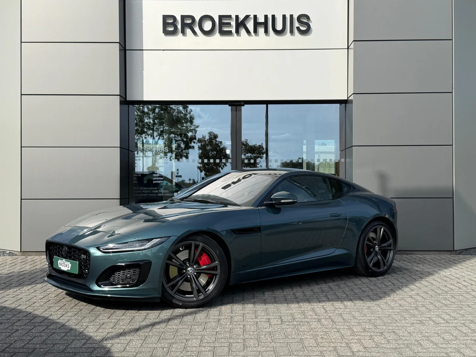 Jaguar F-Type (2024) — foto 1