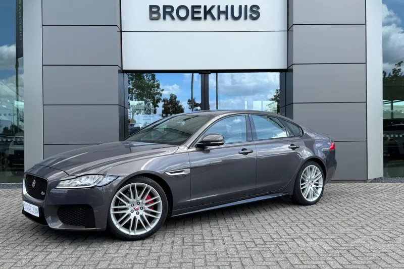 Jaguar XF (2015)