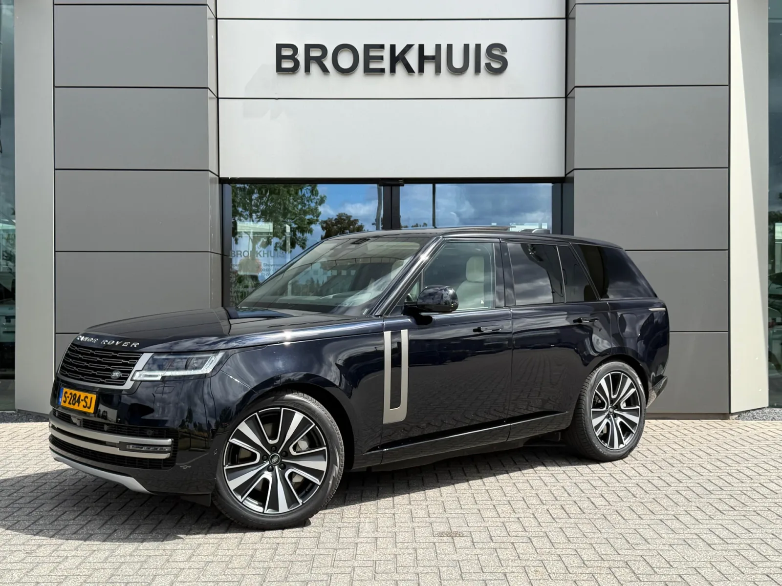 Land Rover Range Rover (2023) — foto 1