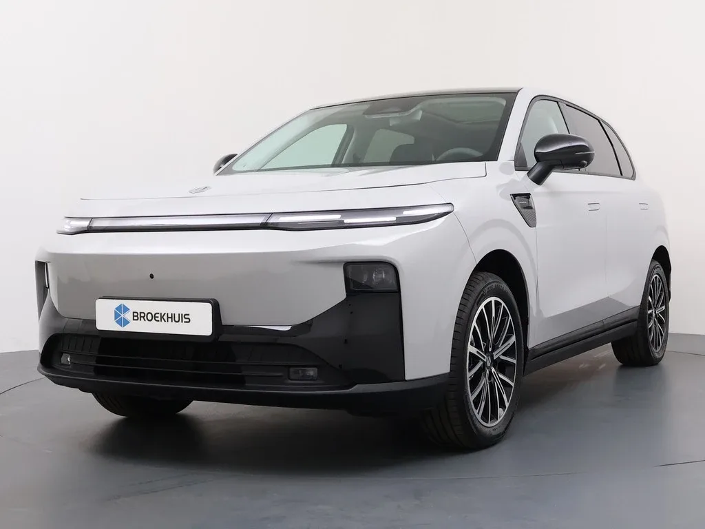 Leapmotor B10 (2026) — foto 1