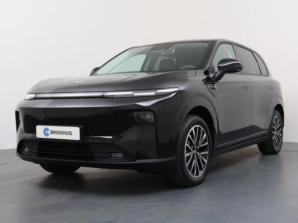 Leapmotor B10 (2026) — foto 1