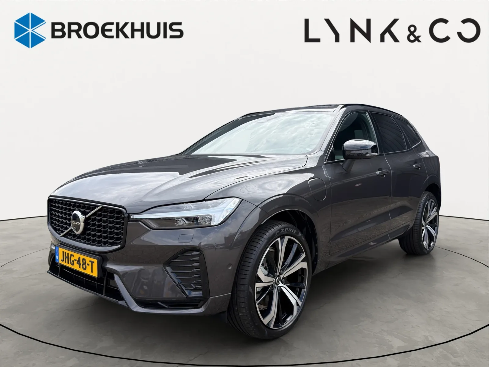 Volvo XC60 (2024) — foto 1