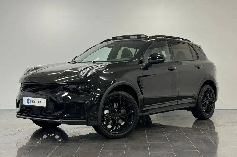Lynk & Co 01 (2025)