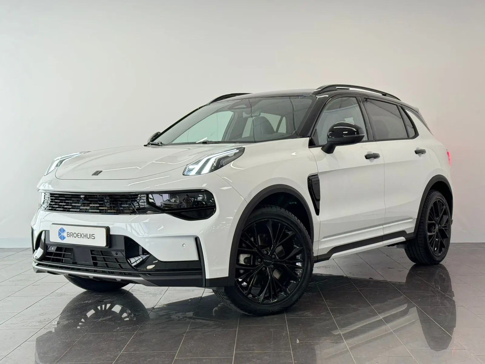 Lynk & Co 01 (2026) — foto 1