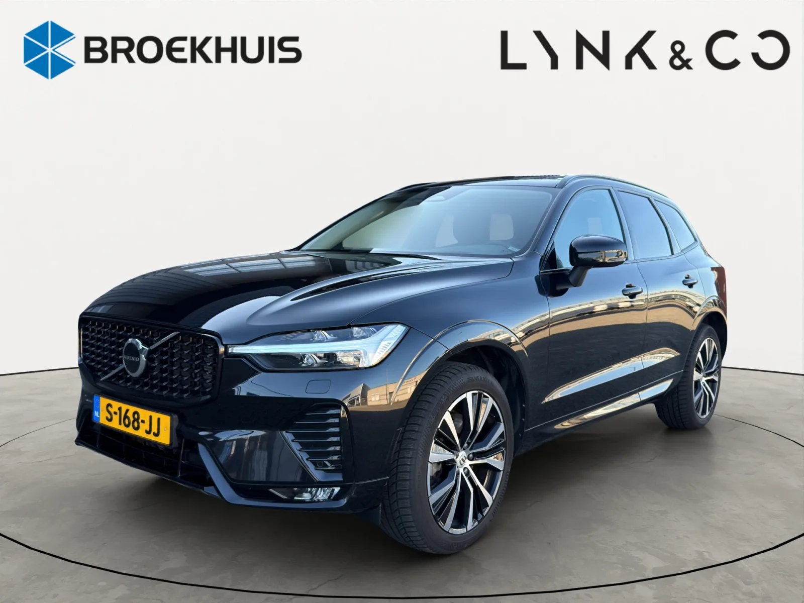 Volvo XC60 (2023) — foto 1