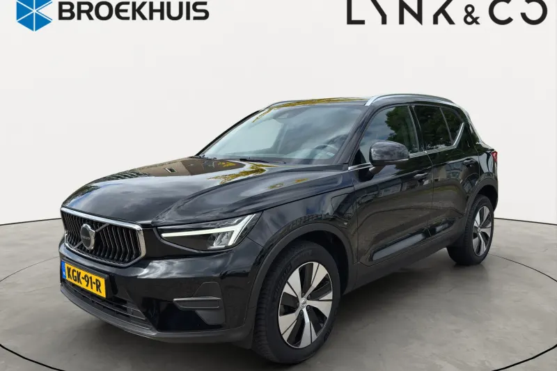 Volvo XC40 (2022)