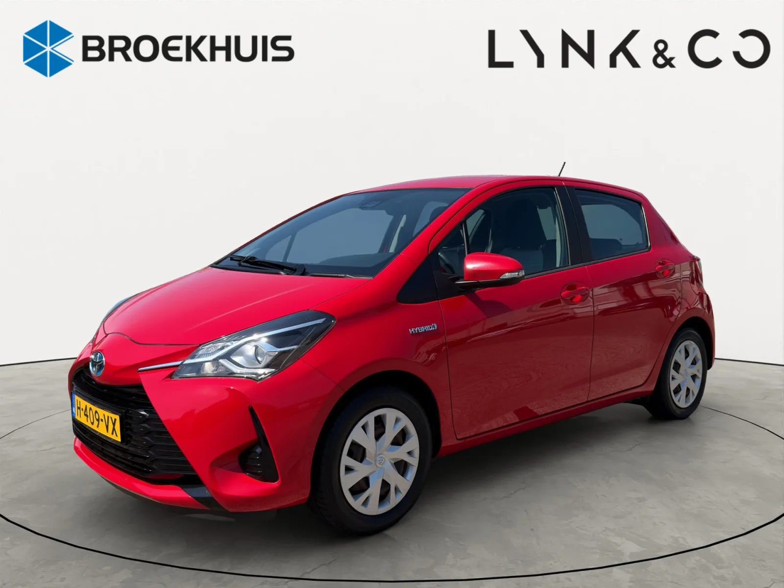 Toyota Yaris (2020) — foto 1