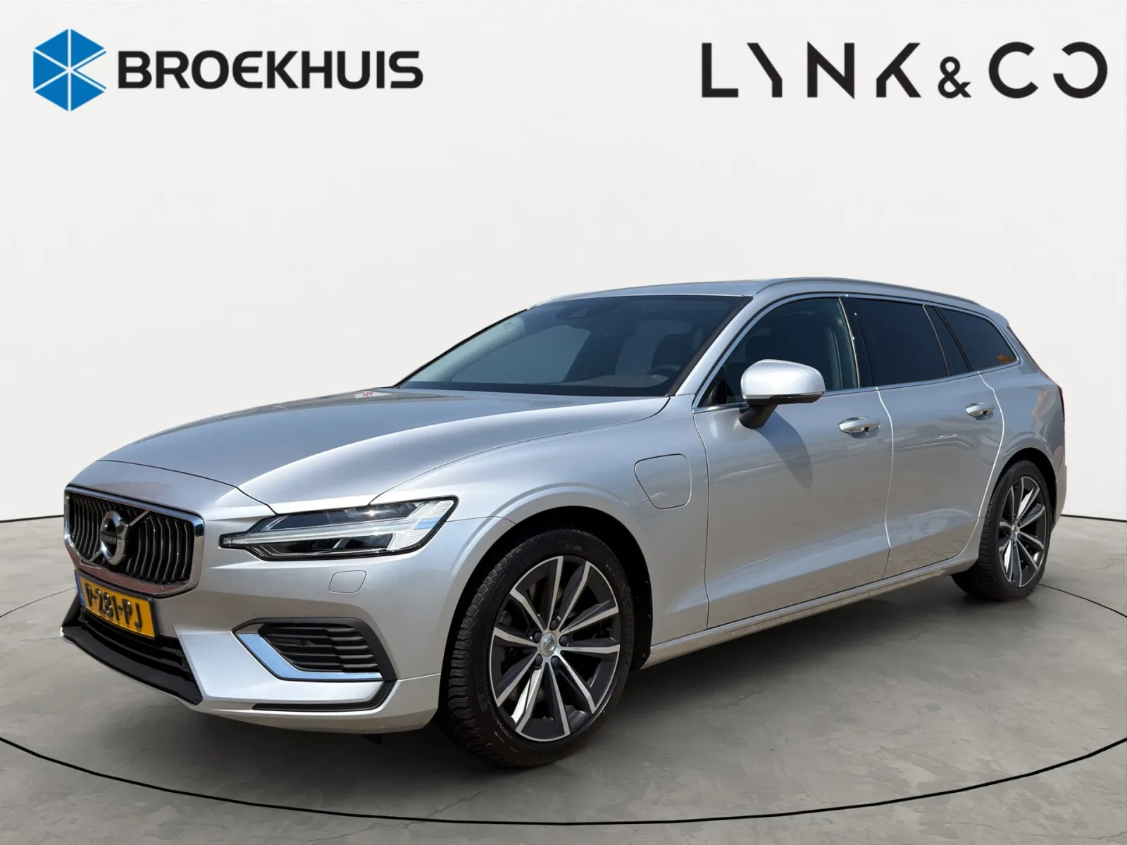 Volvo V60 (2021) — foto 1