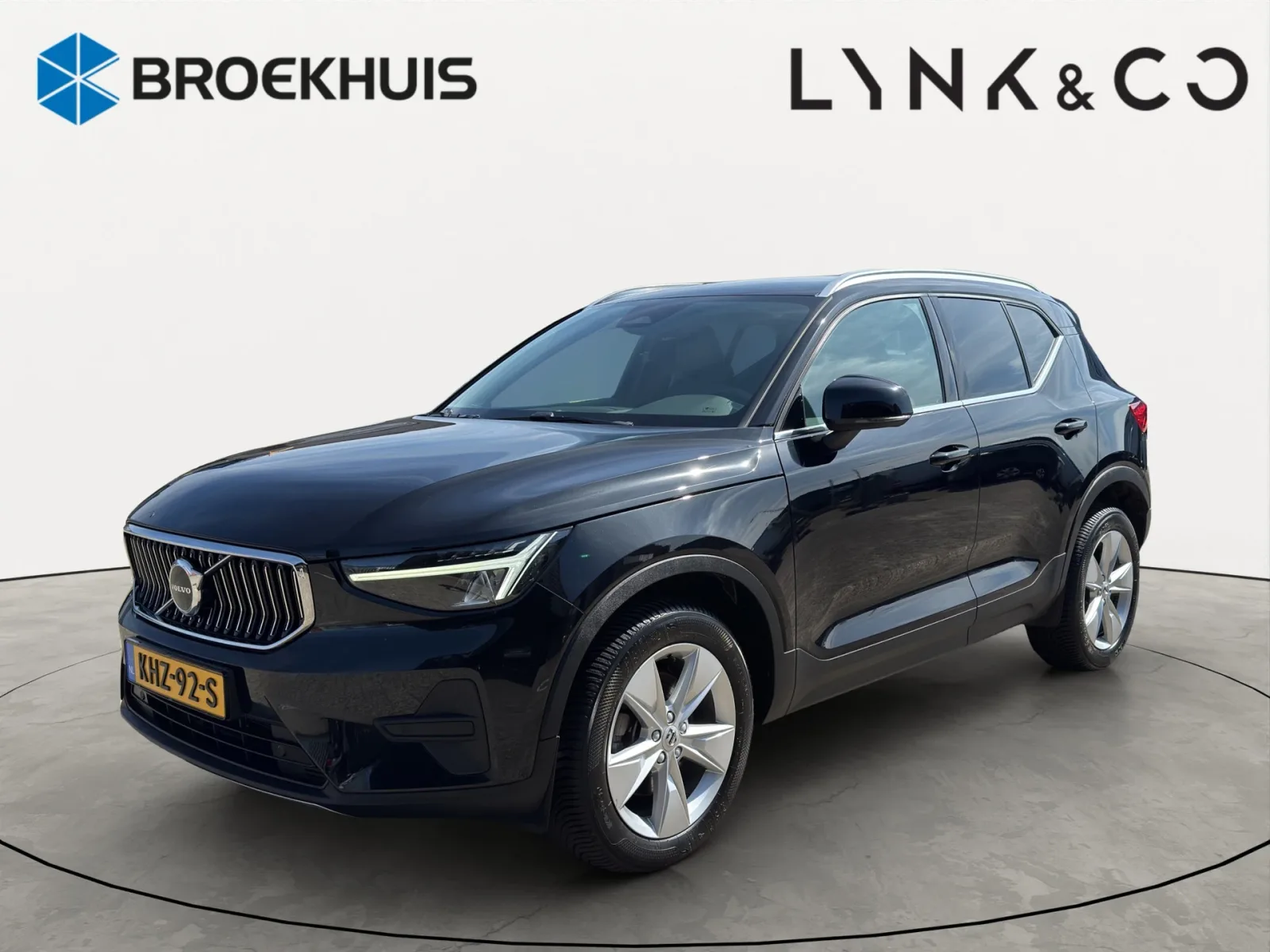 Volvo XC40 (2022) — foto 1