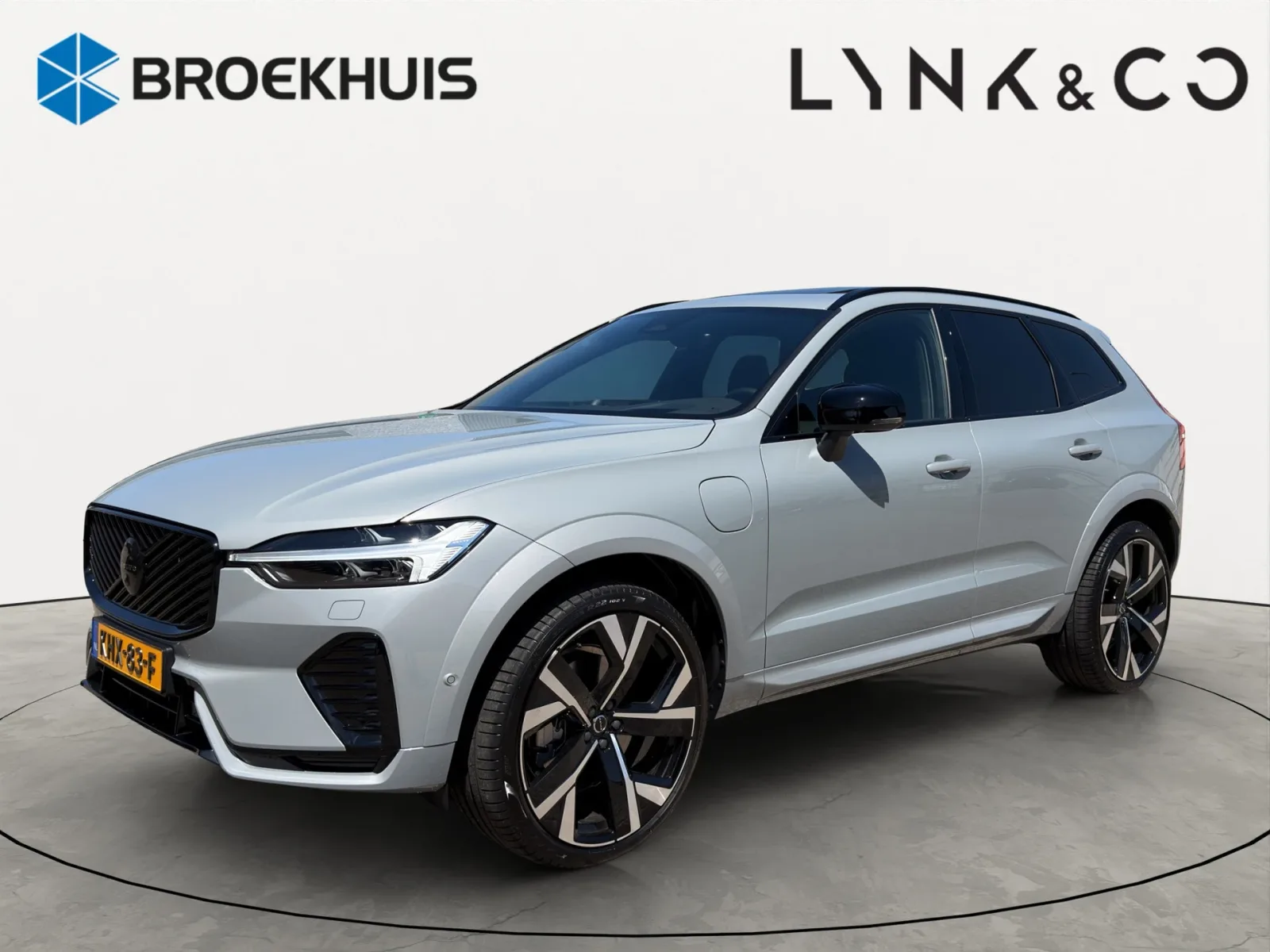 Volvo XC60 (2026) — foto 1