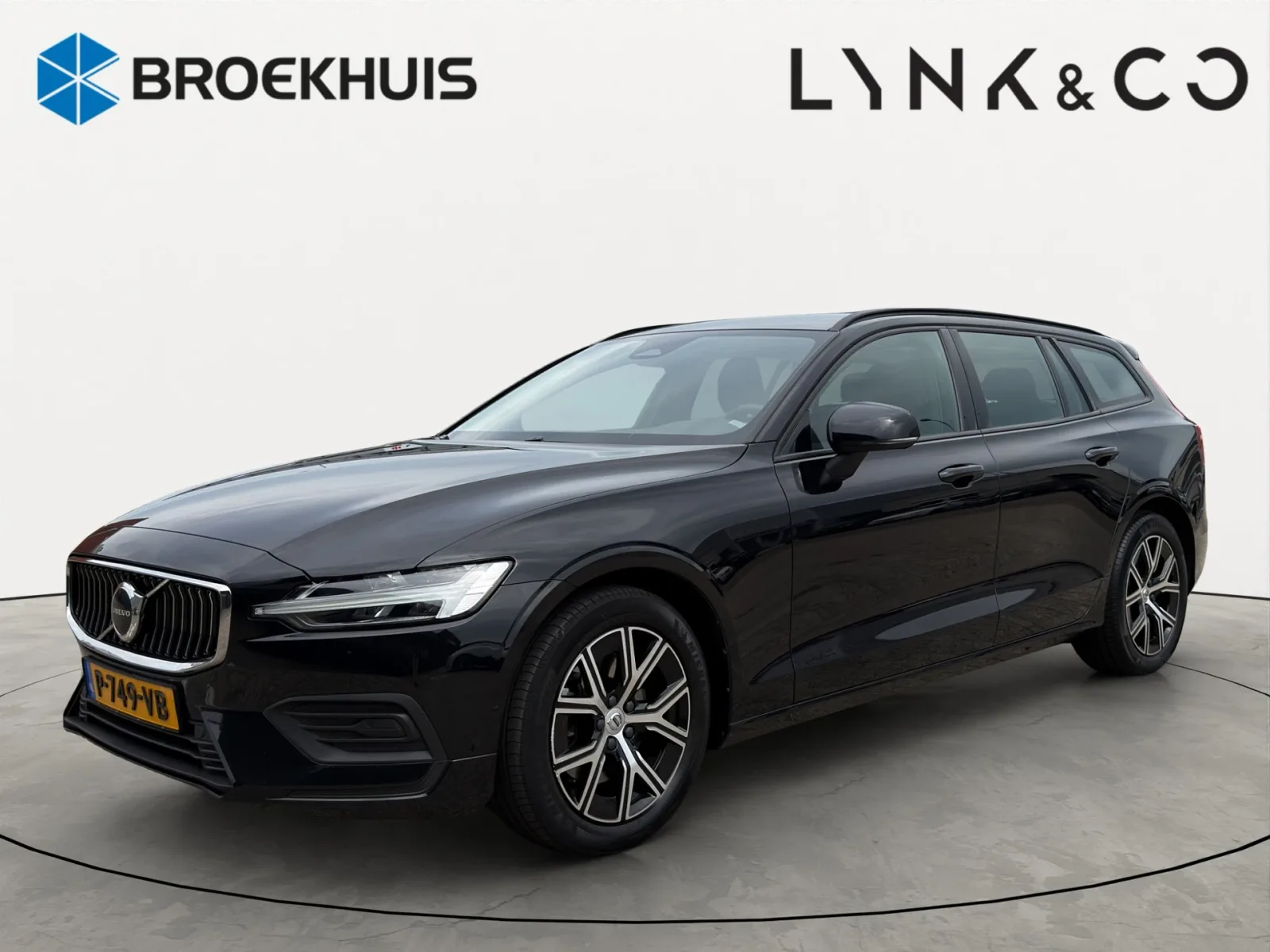 Volvo V60 (2022) — foto 1