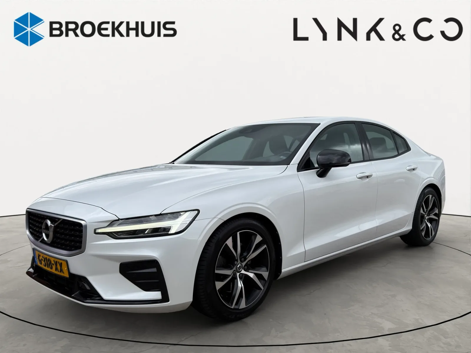 Volvo S60 (2019) — foto 1