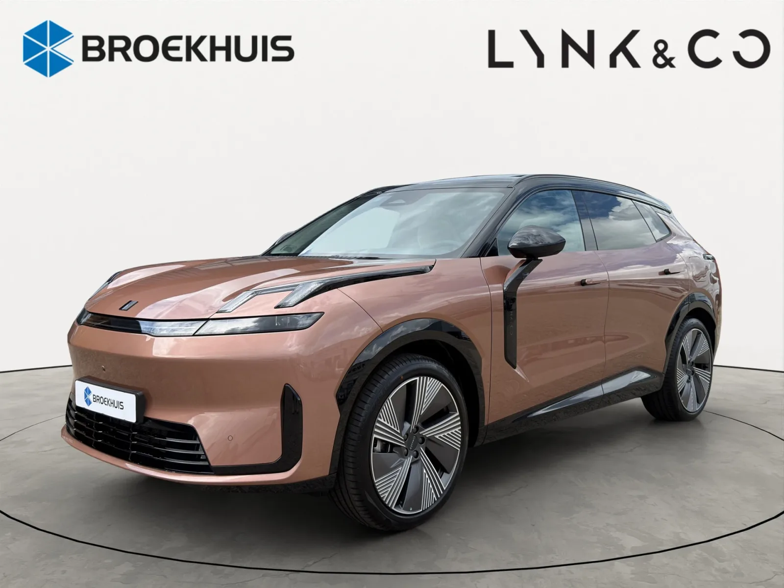 Lynk & Co 08 (2026) — foto 1