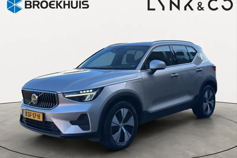 Volvo XC40 (2023)
