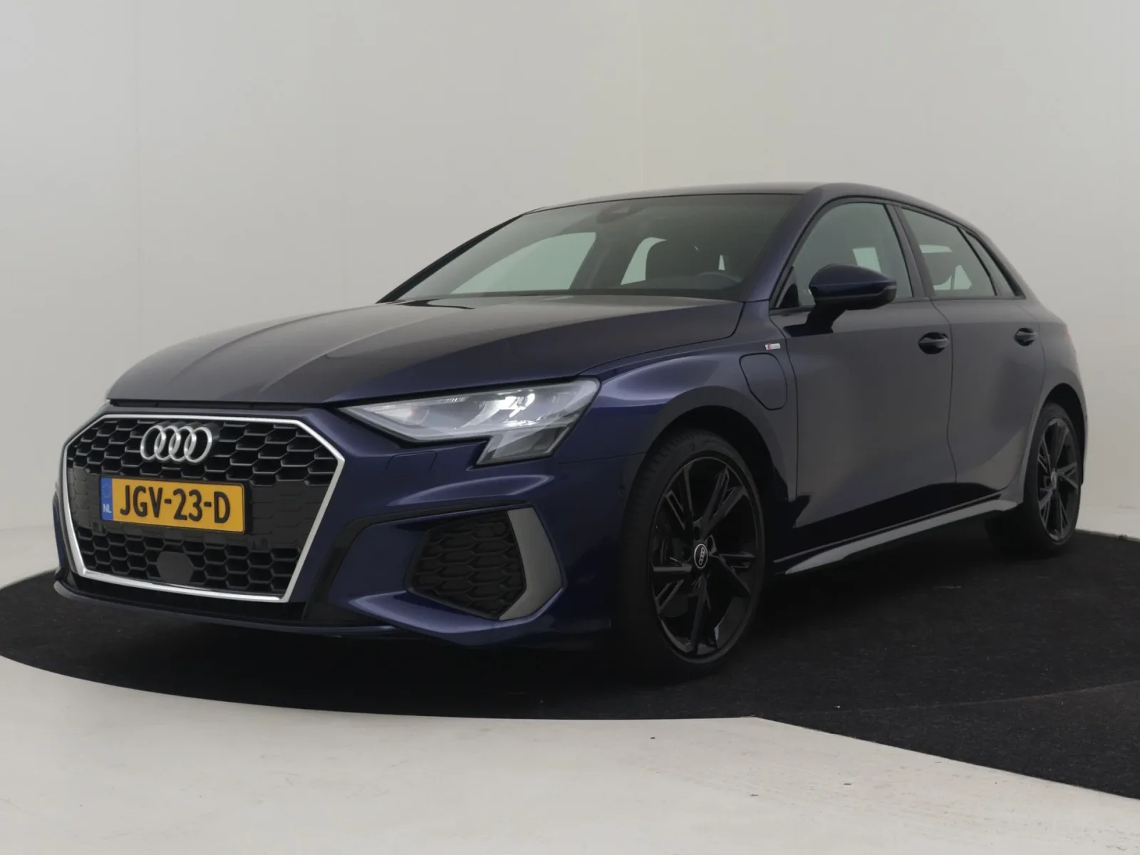 Audi A3 (2021) — foto 1