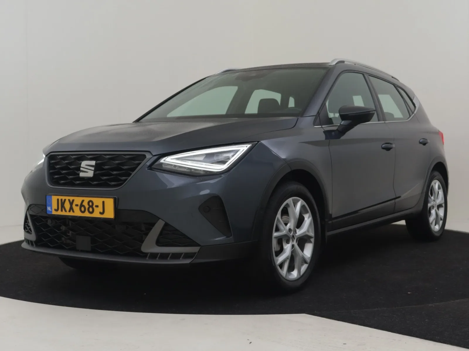 SEAT Arona (2024) — foto 1