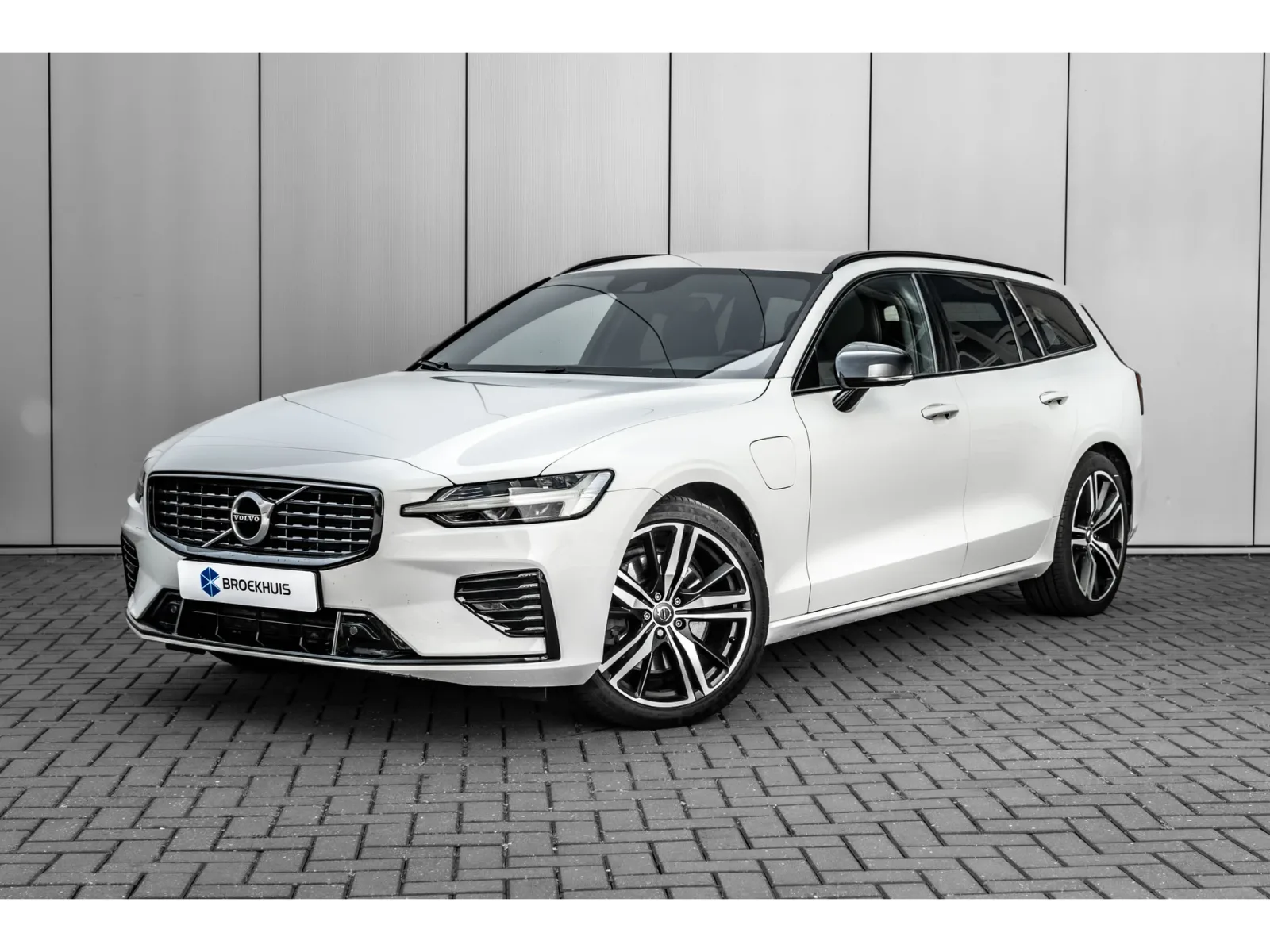 Volvo V60 (2021) — foto 1