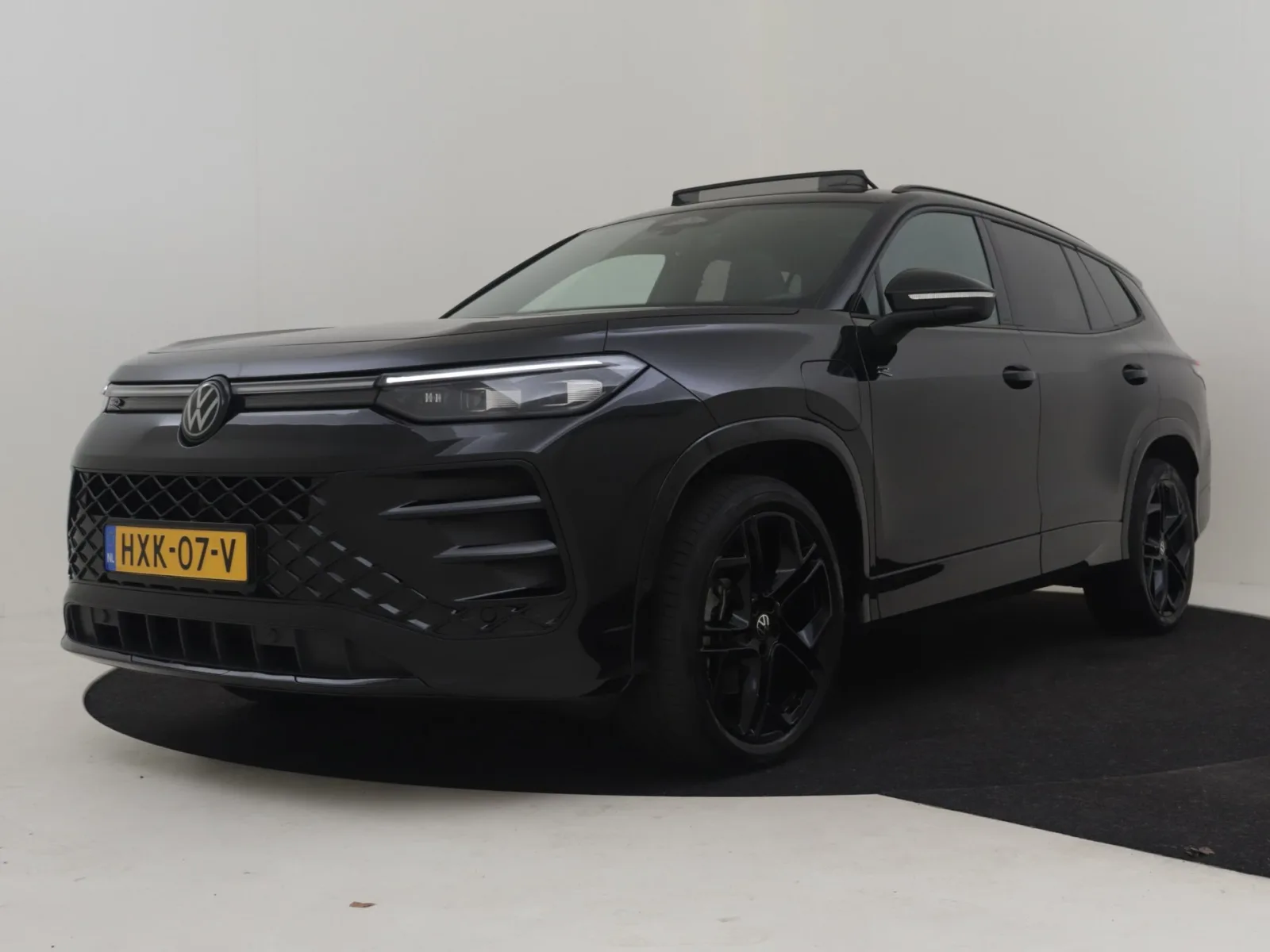 Volkswagen Tayron (2025) — foto 1