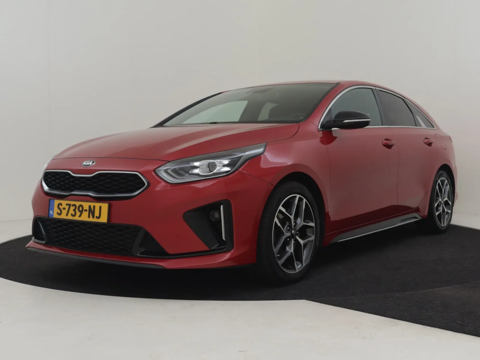 Kia Proceed (2019) — foto 1