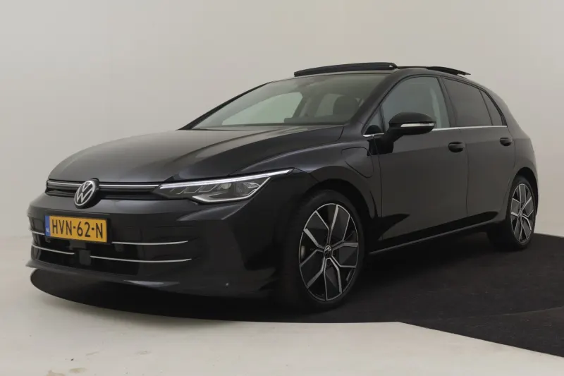 Volkswagen Golf (2025)