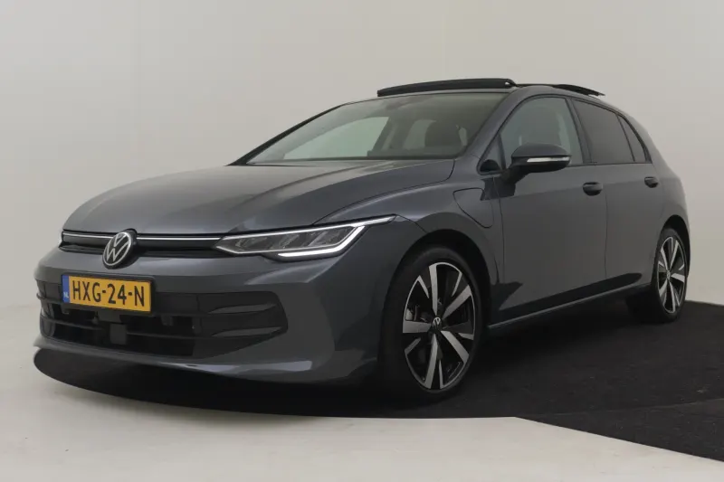 Volkswagen Golf (2025)