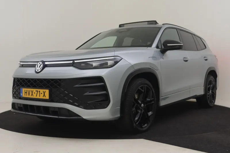 Volkswagen Tayron (2025)