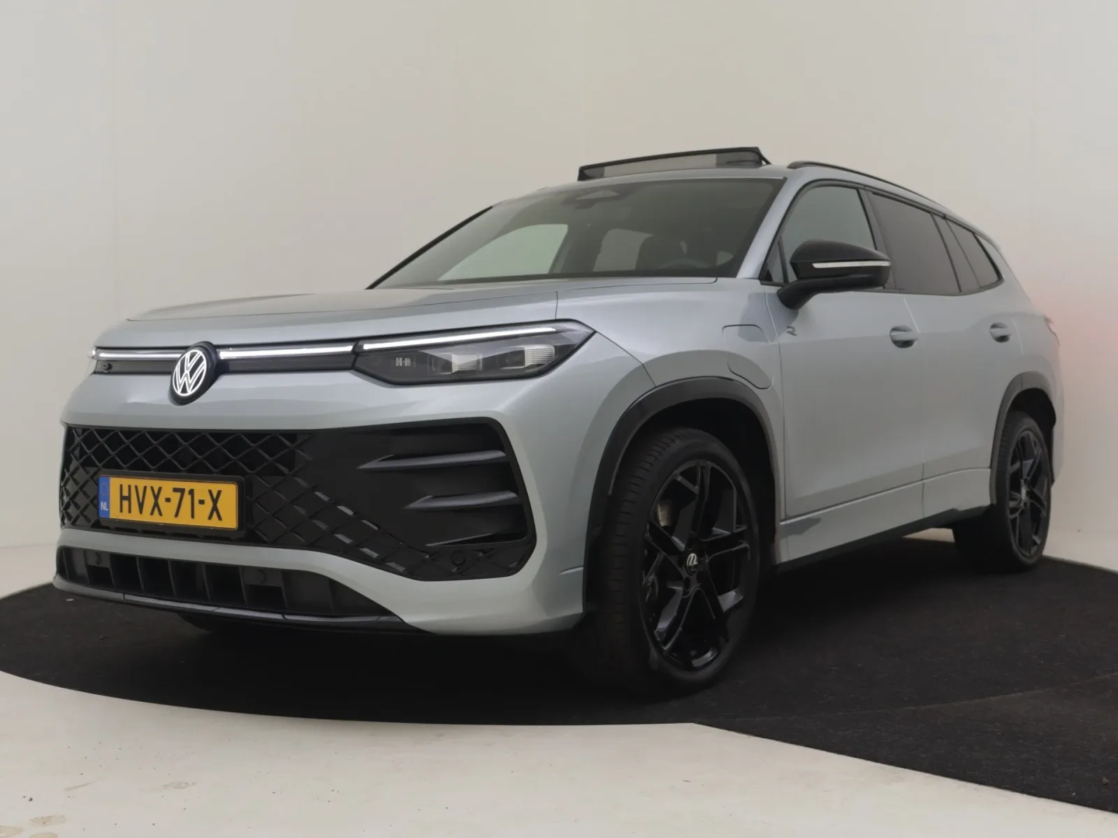 Volkswagen Tayron (2025) — foto 1