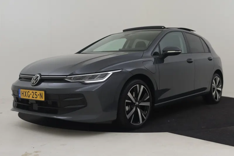 Volkswagen Golf (2025)