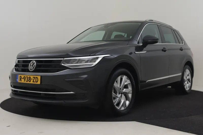 Volkswagen Tiguan (2022)