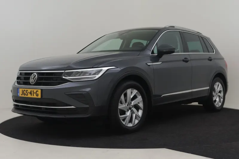 Volkswagen Tiguan (2023)