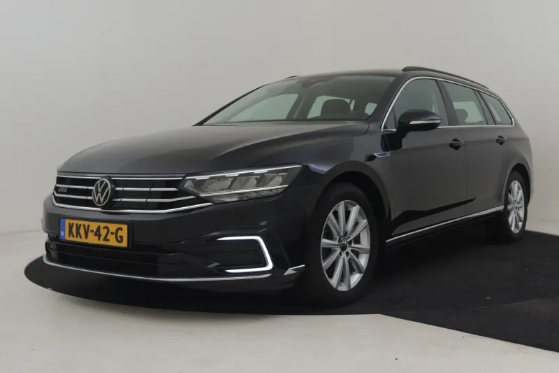 Volkswagen Passat (2023)