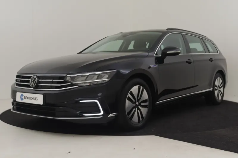 Volkswagen Passat (2023)