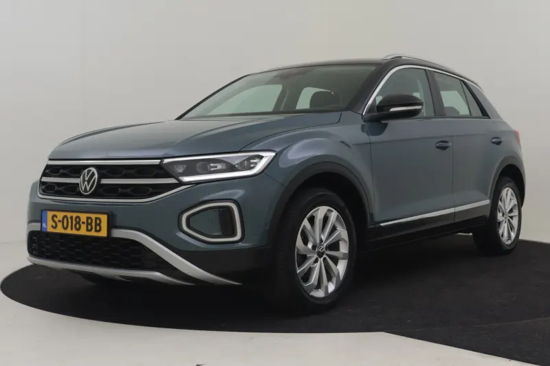 Volkswagen T-Roc (2022)