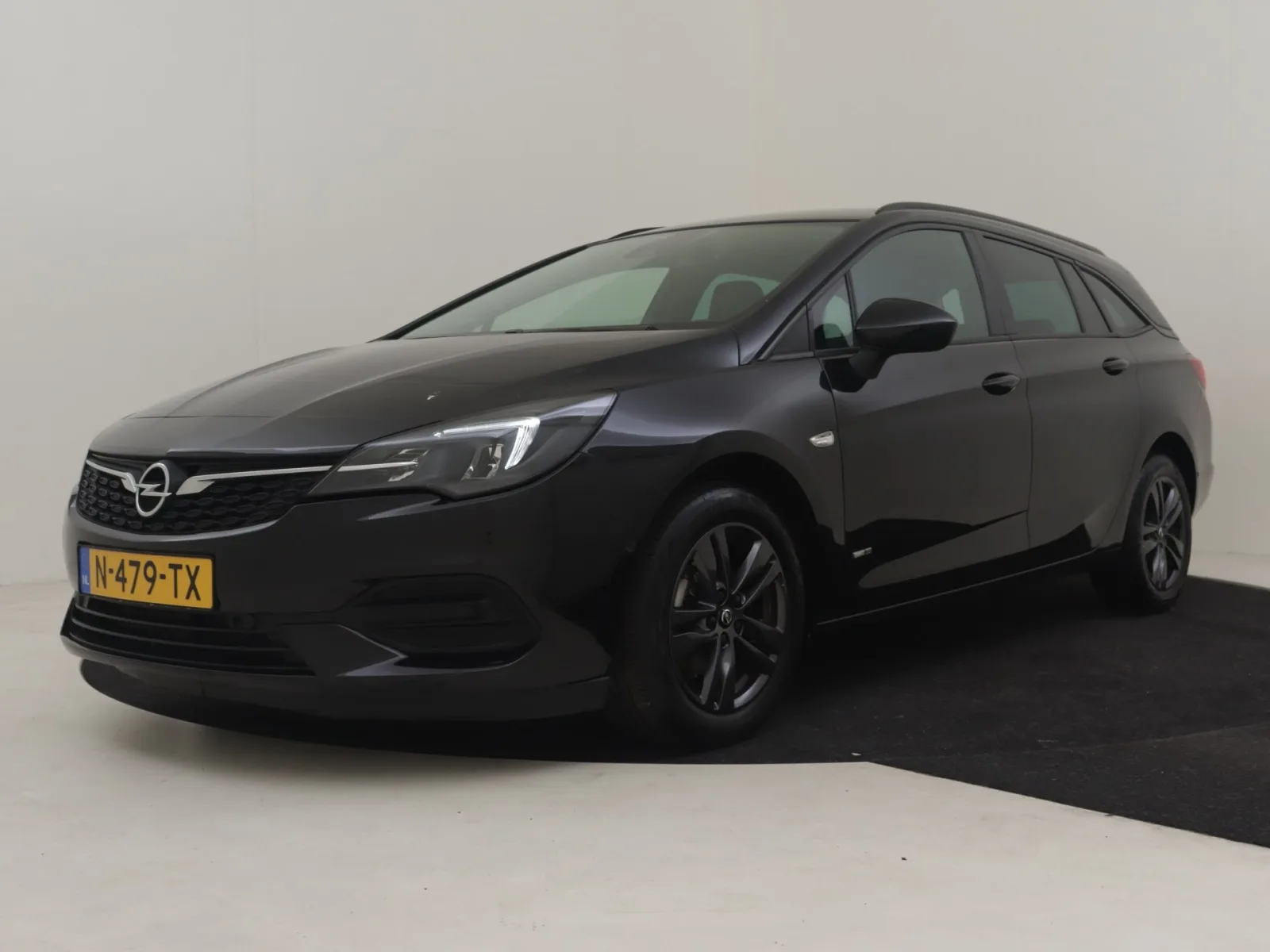 Opel Astra Sports Tourer (2022) — foto 1