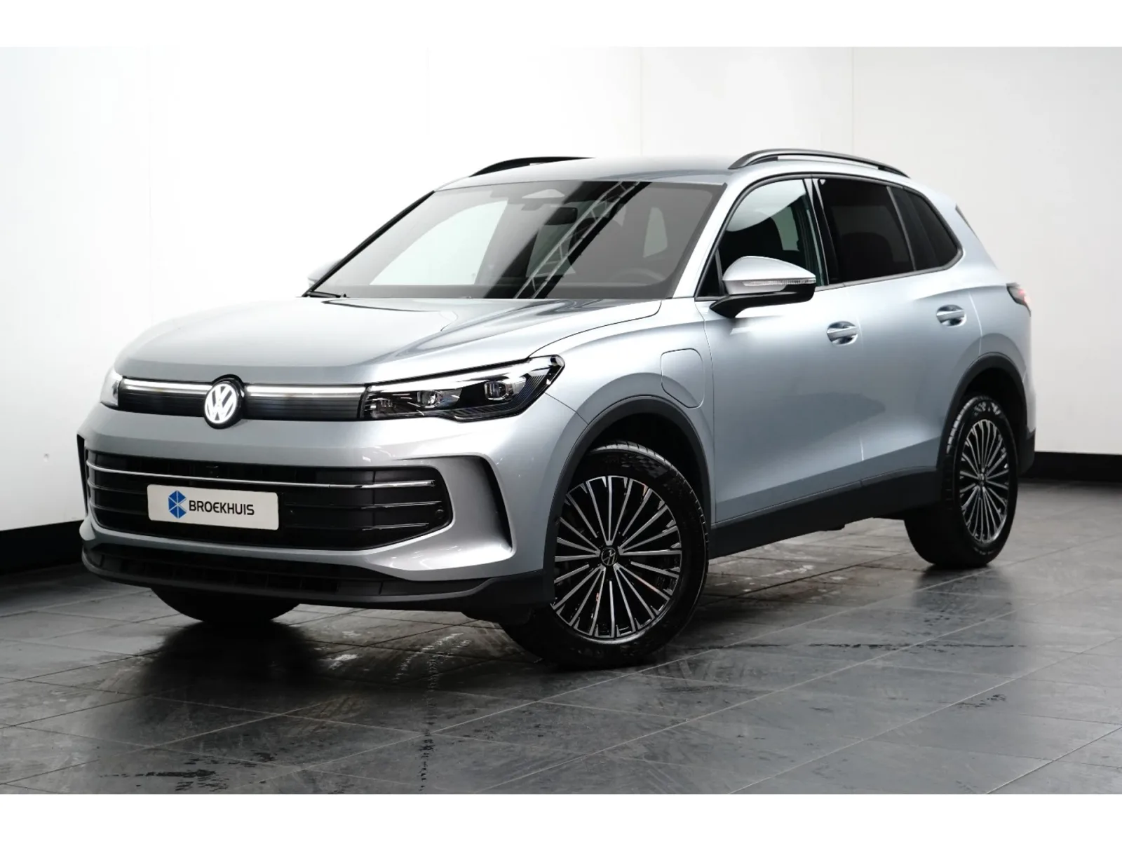 Volkswagen Tiguan (2026) — foto 1