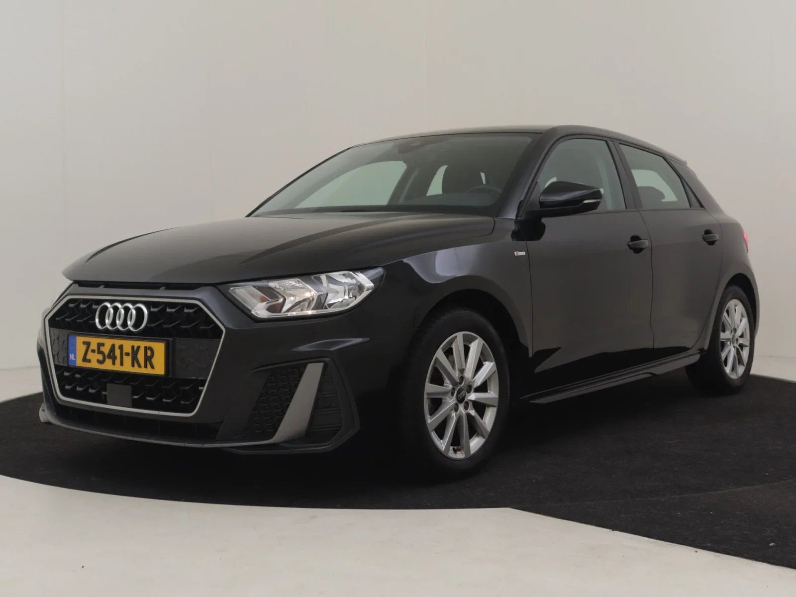 Audi A1 (2023) — foto 1