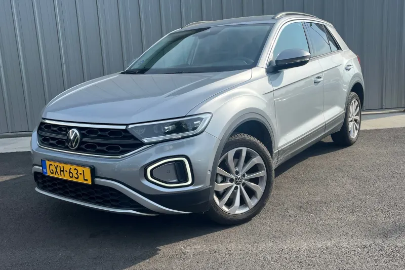 Volkswagen T-Roc (2024)