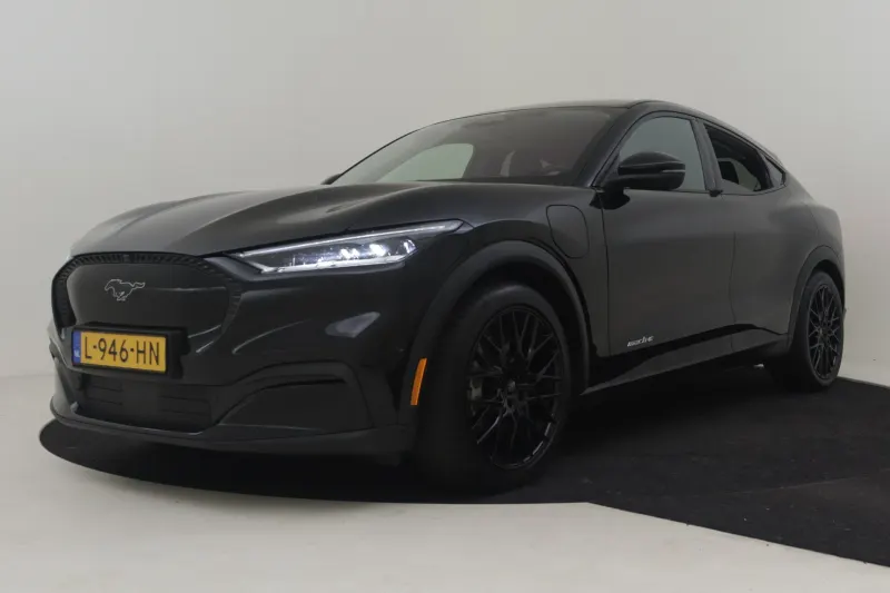 Ford Mustang Mach-E (2021)