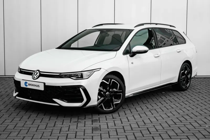 Volkswagen Golf (2025)
