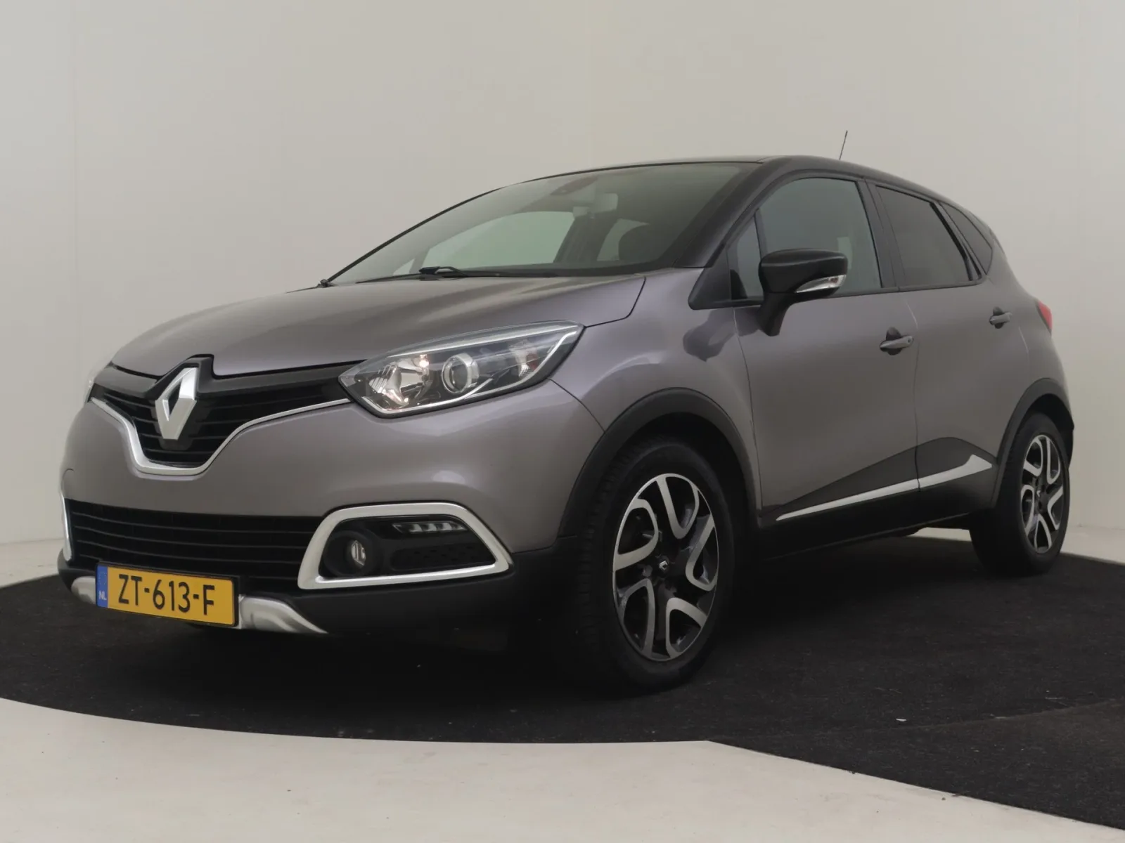 Renault Captur (2014) — foto 1