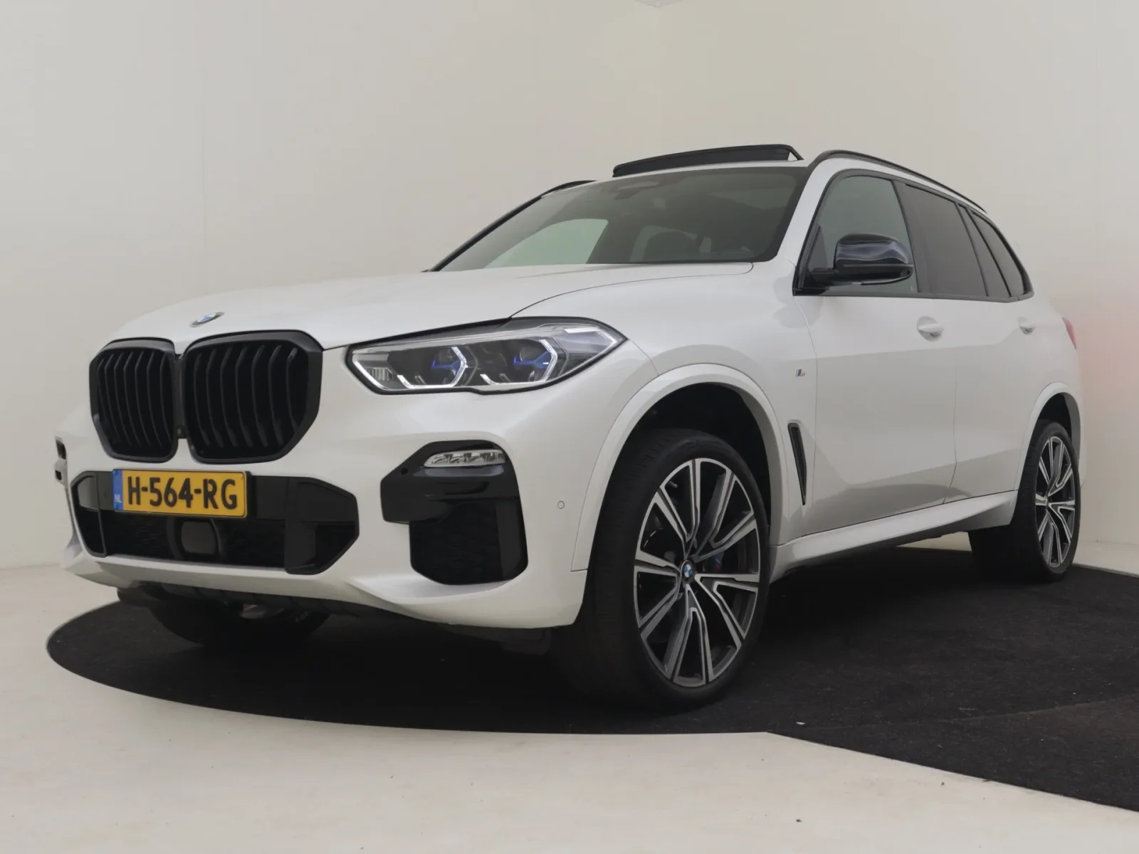 BMW X5 (2020) — foto 1