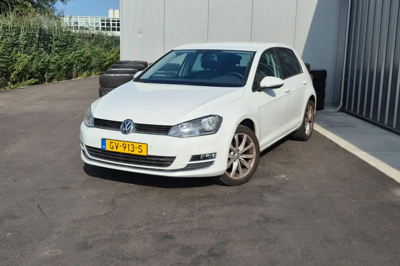Volkswagen Golf (2015)