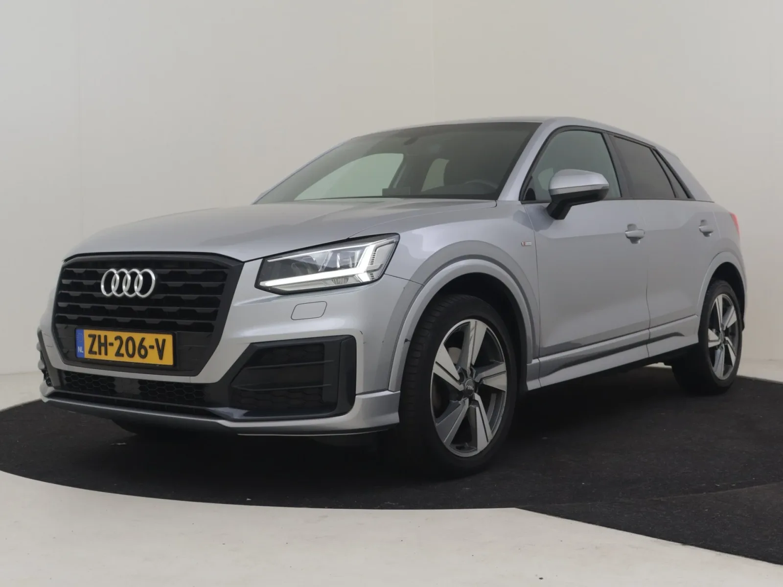 Audi Q2 (2019) — foto 1