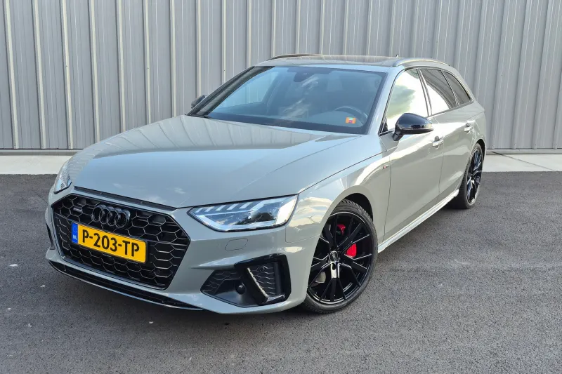 Audi A4 (2021)