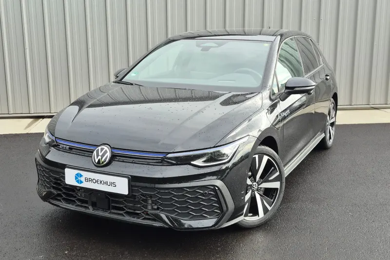 Volkswagen Golf (2025)