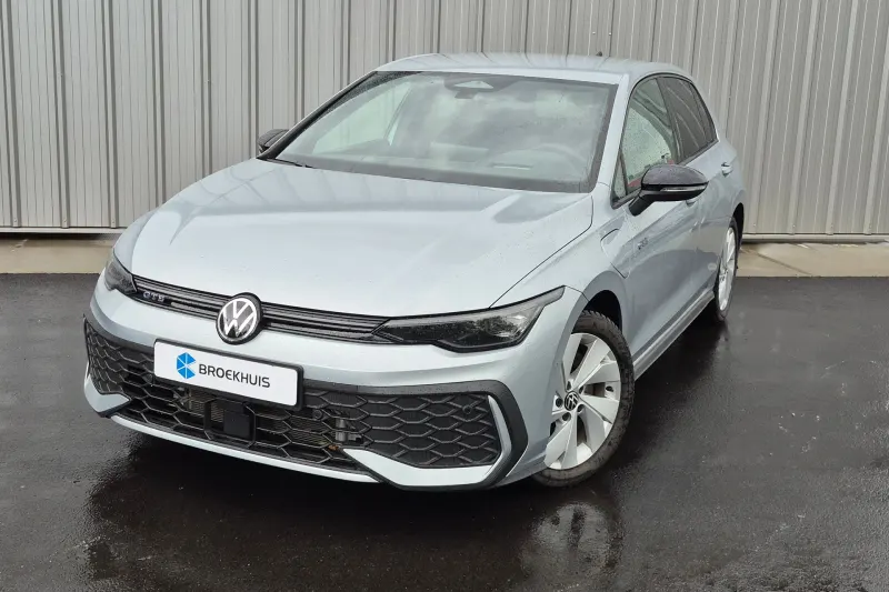Volkswagen Golf (2025)