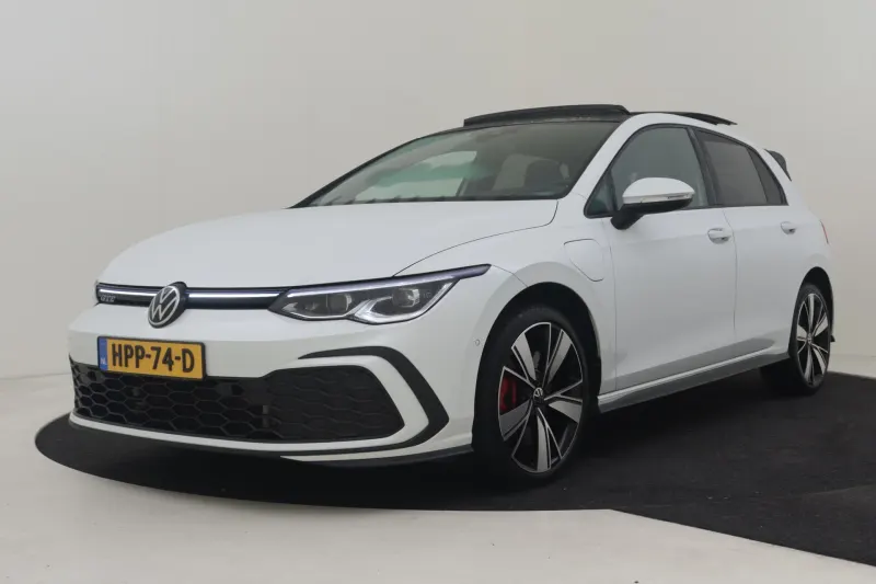 Volkswagen Golf (2020)