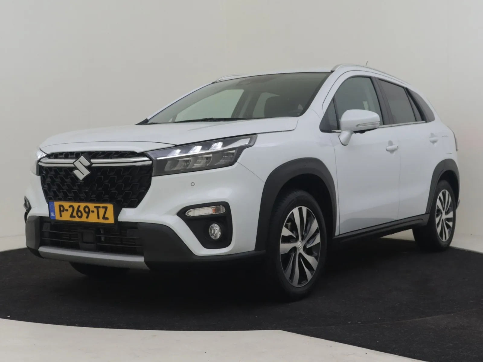 Suzuki S-Cross (2022) — foto 1