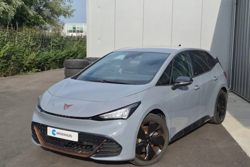 CUPRA Born (2022)